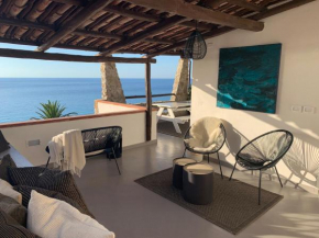 Boutique apartment with beach within walking distance, near Tropea